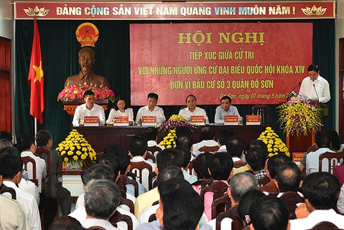 Thủ tướng Nguyễn Xuân Phúc vận động bầu cử tại Hải Phòng - ảnh 1