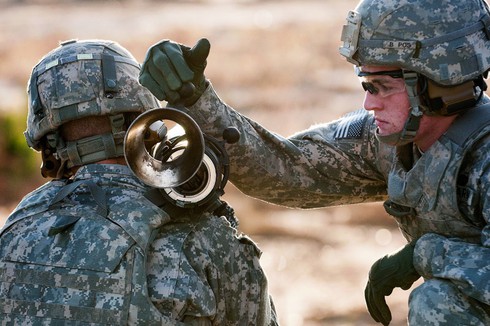 Tìm hiểu súng phóng lựu 84-mm M2 / M3 Carl Gustaf của NATO - ảnh 2