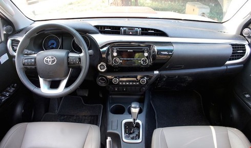 Chạy thử và cảm nhận Toyota Hilux hoàn toàn mới - ảnh 4