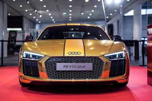 Dân chơi Ả Rập mạ vàng siêu xe Audi R8 V10 - ảnh 2