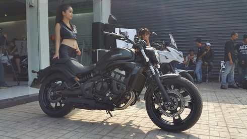 Kawasaki Versys 650 và Vulcan S trình làng dân chơi xe PKL Việt Nam - ảnh 3