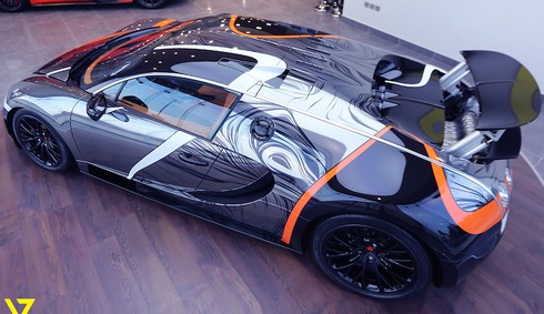 Ngắm xe Bugatti Veyron Super Sport có thiết kế đẹp nhất thế giới - ảnh 1