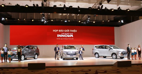 Ảnh chi tiết nội, ngoại thất Toyota Innova 2016 giá gần 1 tỷ vừa ra mắt - ảnh 12