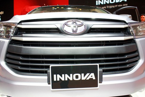 Ảnh chi tiết nội, ngoại thất Toyota Innova 2016 giá gần 1 tỷ vừa ra mắt - ảnh 2
