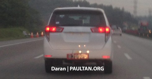 Toyota Innova giá rẻ thế hệ mới lộ diện trên đường thử? - ảnh 1