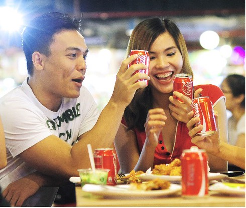 Giải mã hiện tượng săn tìm lon Coca-Cola in tên - ảnh 4
