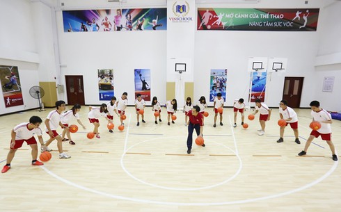 Lễ khai giảng ấn tượng tại ngôi trường “hoành tráng” nhất nhì Hà Nội - ảnh 3