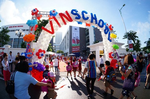 Lễ khai giảng ấn tượng tại ngôi trường “hoành tráng” nhất nhì Hà Nội - ảnh 1