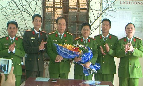 Thanh Hóa: Bịt mặt, dùng súng tự chế bắn người - ảnh 1