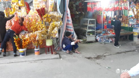 Hà Tĩnh: Đốt hàng trăm