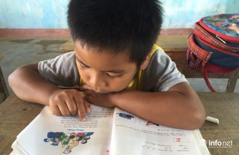 Video: Lớp có 5 học sinh giữa rừng Tây Nguyên - ảnh 4