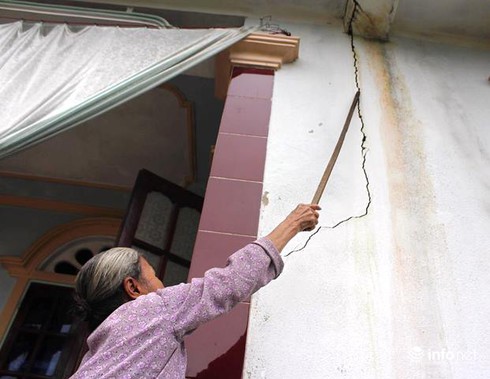 Thừa Thiên Huế: Phấp phỏng sống trong những ngôi nhà nứt toác vì mỏ đá nổ mìn - ảnh 4