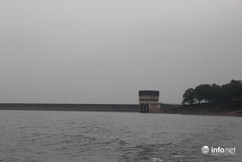 Người đi xây hồ Kẻ Gỗ và những chuyện chưa bao giờ được kể - ảnh 3