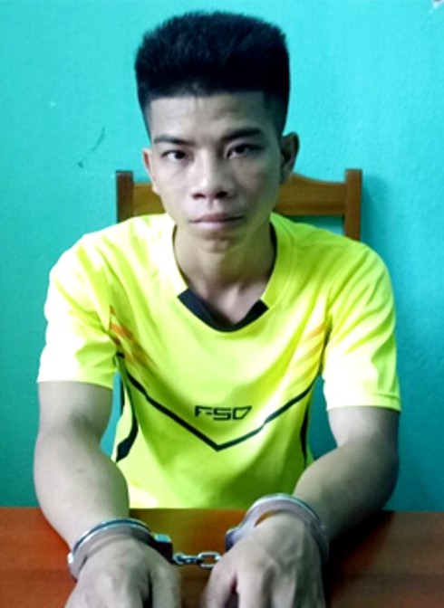 Hai thanh niên chặn, khống chế người đi đường cướp tiền mua ma túy - ảnh 1