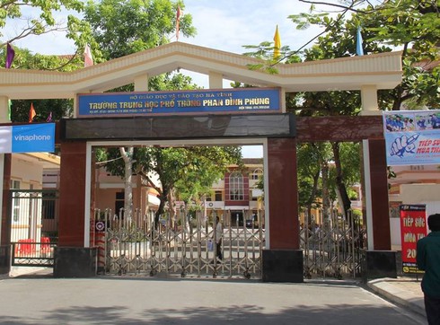 Thi THPT tại Hà Tĩnh: Buổi đầu vắng 45 em, 1 em bị ngất khi làm bài - ảnh 1