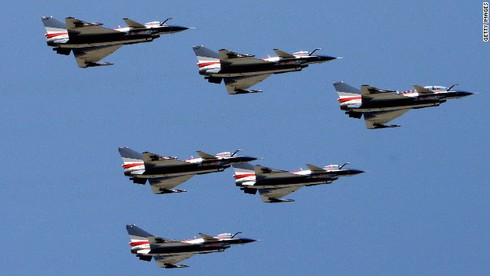 Triển lãm Hàng không Chu Hải: Trọng quân sự hơn thương mại - ảnh 1