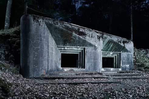 Hình ảnh boongke Đức quốc xã bỏ hoang 70 năm sau Thế chiến II - ảnh 5