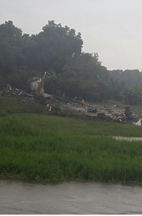 Máy bay Nga sản xuất gặp nạn, khoảng 40 người thiệt mạng - ảnh 1