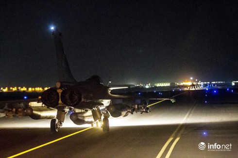 Pháp đưa máy bay không kích đáp trả IS liệu có đúng luật? - ảnh 1