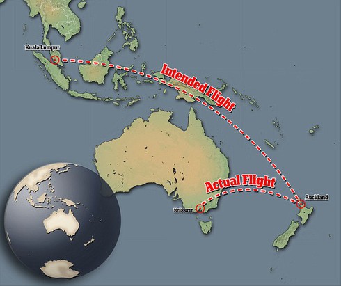 Máy bay Malaysia Airlines… bay nhầm hướng sau khi cất cánh - ảnh 1