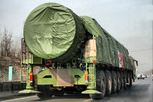 Tên lửa hiện đại của Trung Quốc sẽ được trang bị thêm đầu đạn giả? - ảnh 1