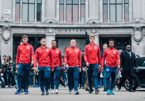 Sướng như cầu thủ Anh trước thềm Euro 2016 - ảnh 4