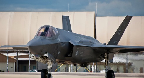 Anh lo không đủ trang bị hỗ trợ tiêm kích F-35 - ảnh 2