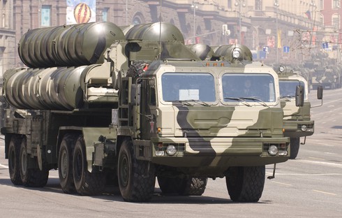 Quân đội Nga có thêm trung đoàn tên lửa S-400 - ảnh 1