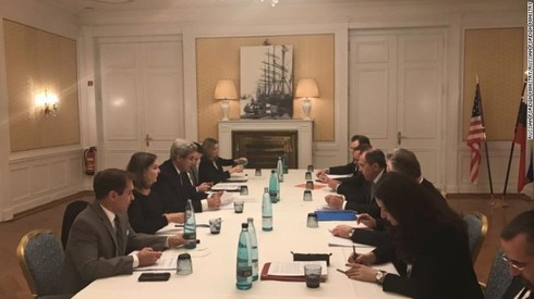 Aleppo dần thuộc về quân đội Assad, Mỹ - Nga khẩn trương nhóm họp - ảnh 1