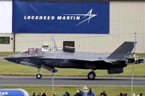 Giám đốc hãng sản xuất tiêm kích F-35 thề sẽ giảm giá vì Trump - ảnh 1