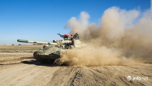 Cuộc chiến tại Mosul: IS vội vàng tháo chạy trước quân đội Iraq - ảnh 1