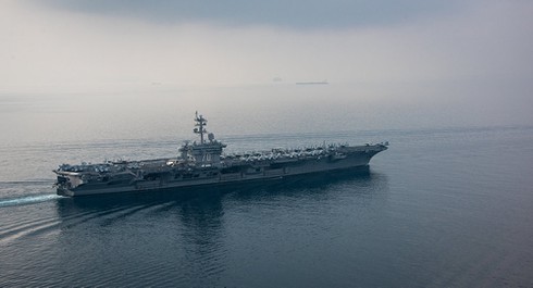 Mỹ tuyên bố Triều Tiên “nằm trong tầm ngắm” của tàu USS Carl Vinson - ảnh 1