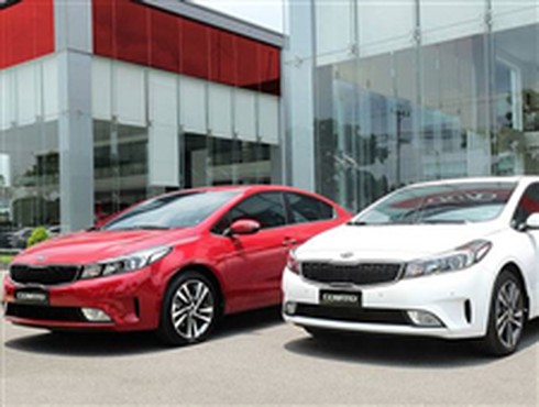 Kia Morning và Kia Cerato bất ngờ giảm giá sau thời gian im ắng
