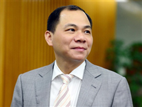 Tỷ phú Phạm Nhật Vượng đang