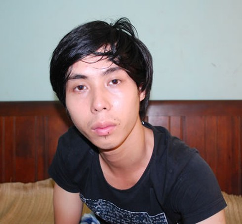 Bảo vệ khu game BigC đưa mã tấu cho khách chém người - ảnh 2