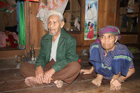 Nơi chết rồi vẫn phải... cưới - ảnh 2