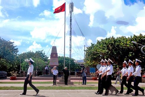 Cờ đỏ sao vàng - Biểu tượng bất diệt của Tổ quốc Việt Nam - ảnh 9