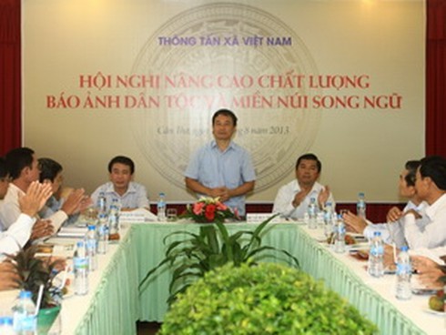 Nâng cao chất lượng Báo ảnh Dân tộc và Miền núi - ảnh 1