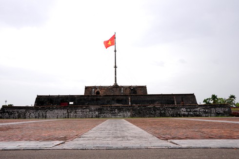 Cờ đỏ sao vàng - Biểu tượng bất diệt của Tổ quốc Việt Nam - ảnh 7