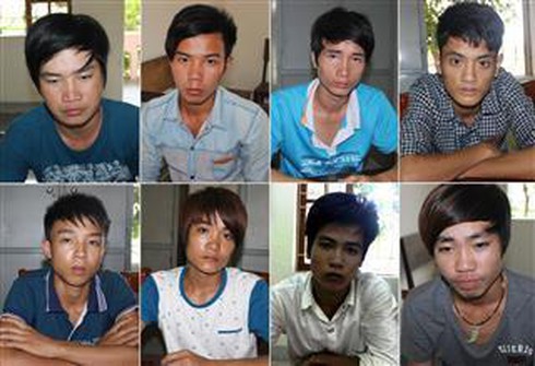 8 tên cướp đêm sa lưới vì bị cô gái cắn vào ngón tay út - ảnh 2