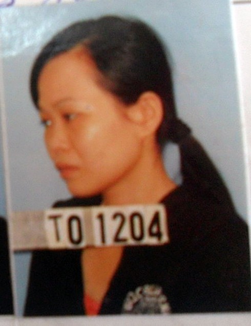 Cuồng ghen, dội a-xít lên đầu mẹ con tình địch - ảnh 2
