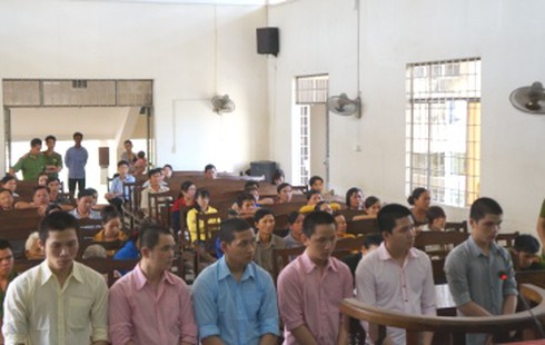 Chua xót bà đưa ra tình tiết xin giảm án cho cháu nội - ảnh 1