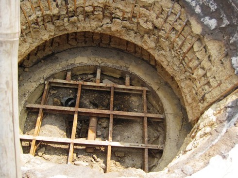 Cận cảnh đúc trống đồng thủ công lớn nhất thế giới - ảnh 5