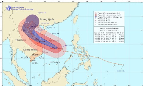 Tin bão số 14 gần bờ chiều tối 9/11: Quét dọc Trung Trung Bộ ra phía Bắc - ảnh 1