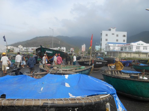 Hình ảnh phòng chống siêu bão Haiyan (bão số 14) mới nhất tại Đà Nẵng - ảnh 12
