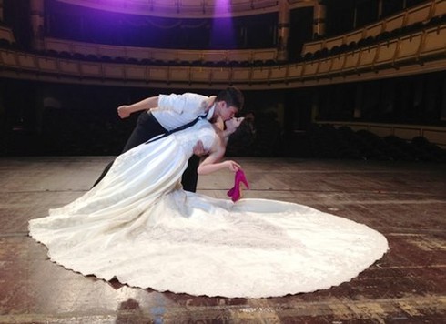 Cô giáo 9X và tình yêu sóng gió lệch 20 tuổi - ảnh 3