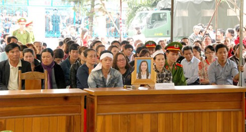 Tên người tình tàn độc khai