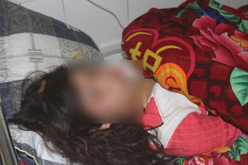 Hãm hiếp, đâm cô gái bất tỉnh rồi vờ sang cấp cứu - ảnh 1