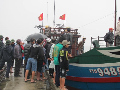 Chìm tàu cá, 3 người chết, 1 người mất tích - ảnh 4