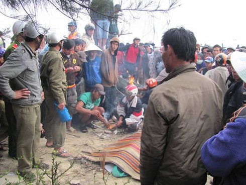 Chìm tàu cá, 3 người chết, 1 người mất tích - ảnh 7